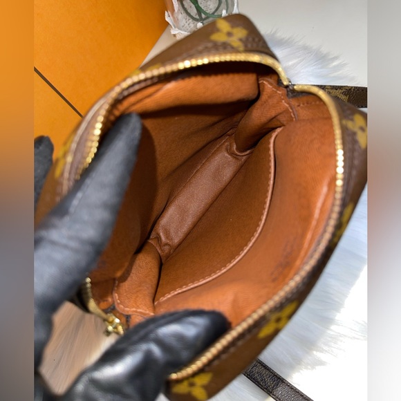 ❌SOLD❌
🌸DANUBE CROSSBODY SHOULDER BAG MONOGRAM - Picture 14 of 16